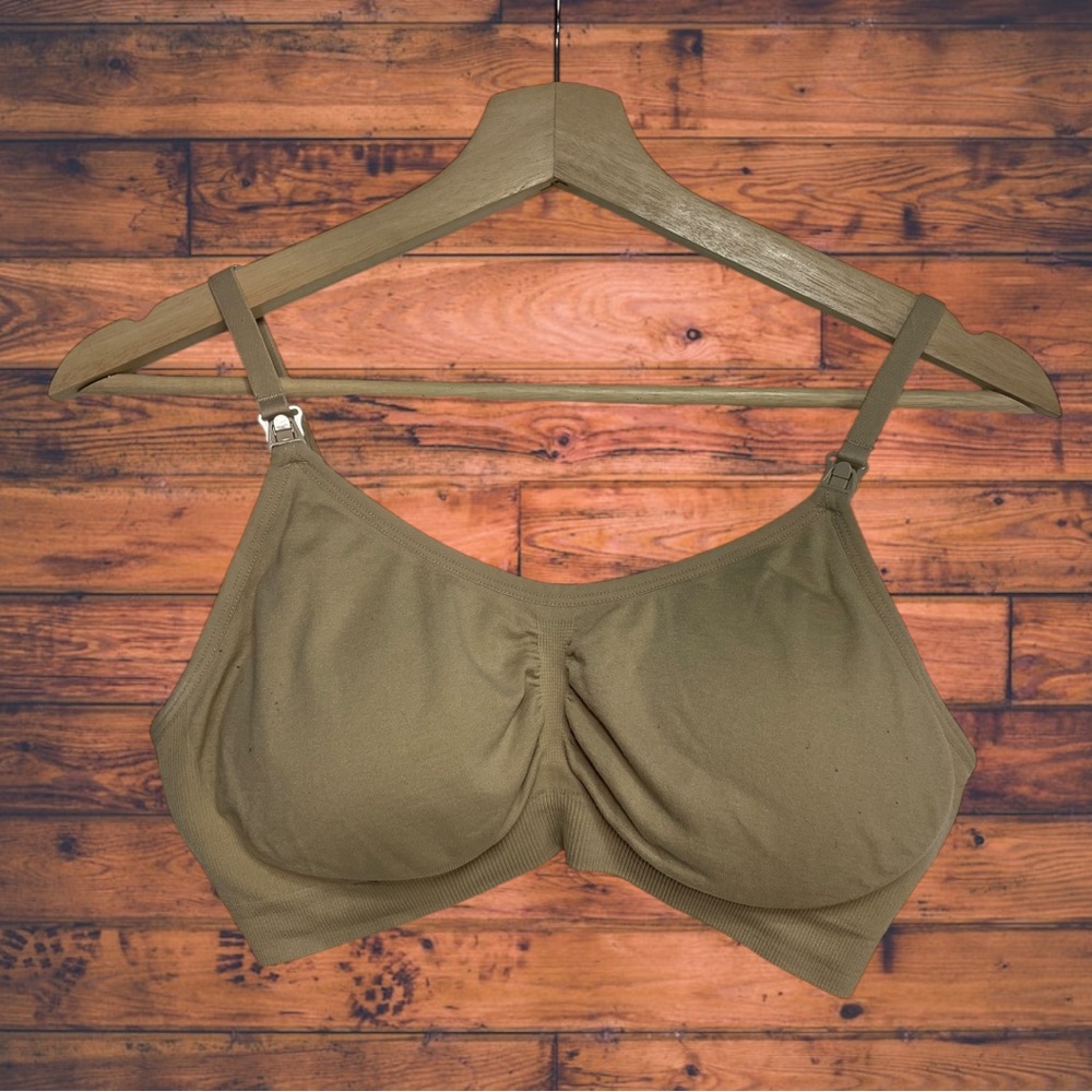 5 for $25🔥Under Control Nude Maternity Nursing Bra‎ Medium